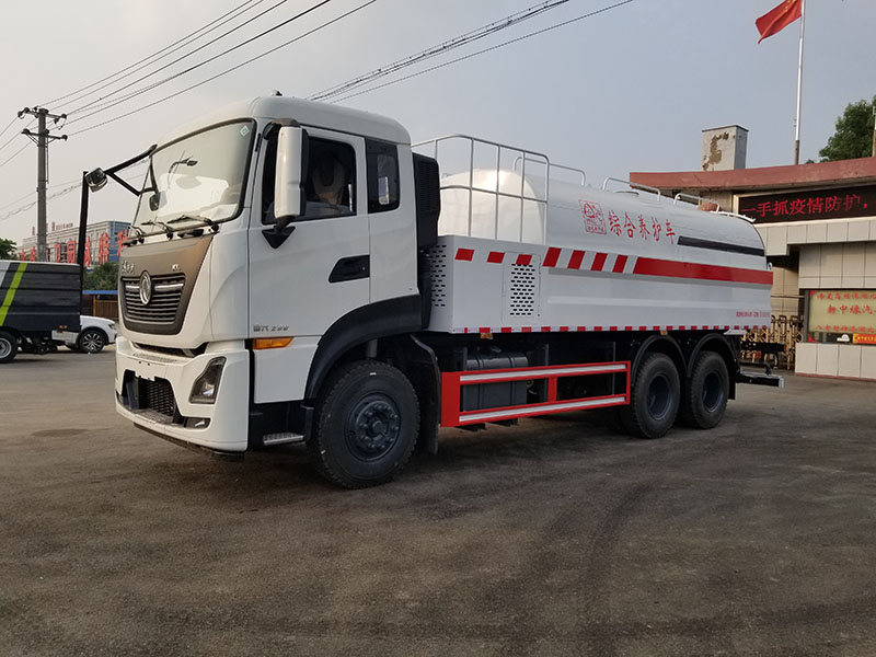 東風(fēng)天龍   綠化綜合養(yǎng)護車